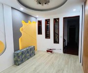 2 Nhà đẹp lộng lẫy-trung tâm cầu giấy ngõ thông, nông ô tô cách 30m giá hợp lý 52 m2 2 Nhà đẹp lộng lẫy-trung tâm cầu giấy ngõ thông, nông ô tô cách 30m giá hợp lý 52 m2