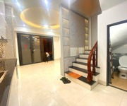 1 Nhà đẹp ở ngay full nội thất - lô góc 2 thoáng 5 tầng -30m mt 4,8m nhỉnh 9 tỷ- ngõ thông kinh doanh