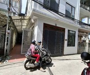 Bán nhà bát khối 45m, 4 tầng, 1 tum. chỉ nhỉnh 8 tỷ. ô tô, lô góc cực thoáng.