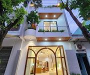 Nhà 2 tầng sổ riêng sổ hoàn công