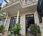Gia chủ đi nước ngoài cần bán gấp nhà 2 tầng kiên cố đường Lương Văn Can - Tp Huế