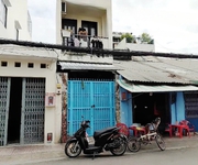 Nhà mặt tiền đường phong phú - p11, giá : 5,6 tỉ  tl