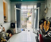 Nhà đẹp 2 tầng   ở ngay   hẻm xe hơi   phạm thế hiển   5,4 tỷ tl