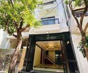 Bán nhà phân lô quán nam, 90m 5 tầng, thang máy - giá 10.9 tỉ, tuyến 2 cực đẹp