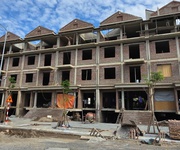 Nhà vườn đẹp   thành phố giao lưu- trung tâm -vài bước ra hồ điều hòa- vành đai 3 209 m2