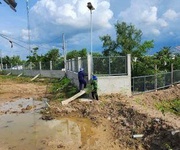 Gia đình chuyển về sài gòn sinh sống, không người trông coi, cần bán thửa ruộng