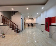 GÀ ĐẺ TRỨNG VÀNG Ba Đình, 7 TẦNG THANG MÁY - 11 phòng khép kín, doan thu 700tr/năm - PCCC đạt chuẩn