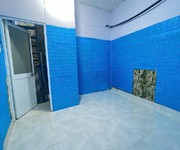 Nhà 3 tầng   khu dân cư sầm uất   giá tốt