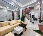 Bánnhà   ở nguyễn trãi đường thông tiện lợi bán hàng tiện   ô tô đỗ cổng   trang bị full đồ chỉ