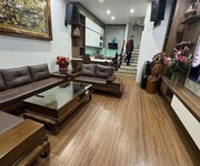 Bán nhà đê trần khát chân 38m2. 5 tầng. mặt tiền 4.2m. giá 10.5 tỷ hai bà trưng hà nội