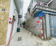 Duy nhất 1 căn dt rộng. nhà ngõ 78 bồ đề. 45m x 5t chỉ 8t3 còn tl. lh 0936123469