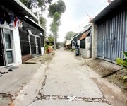 bán dãy trọ có dòng tièn hàng tháng với 260m2 chỉ 11.5 tỷ - trung tâm dĩ an.