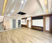 2 Cho thuê nhà 6 tầng mới xây có thang máy   ô tô vào nhà