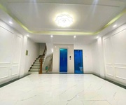 3 Cho thuê nhà 6 tầng mới xây có thang máy   ô tô vào nhà