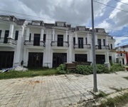 Bán nhà view sông ngay trung tâm TP Tân Uyên