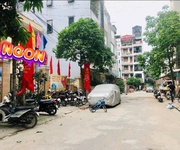 chính chủ bánnhà lô góc ô tô vào tận nơi   nhà thoáng trước sau gần lương thế vinh 9,35 tỷ alo