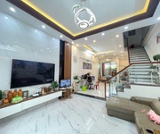 Bán nhà gần vin Vũ Yên, đường oto tranh nhau thoải mái tại Ngô Quyền