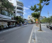 Duy nhất còn mặt hồ - phố trích sài   sát văn cao dt 113m2, mt 6.2m.giá đầu tư