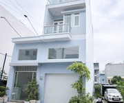 Nhà  5 tầng-dt sàn hơn 208m2,hxh ngay lê văn việt-hoàng hữu nam,q9  6tỷ9