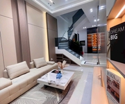 Bán nhà ngõ 122 Trần Nguyên Hãn, ngay sau nhà mặt đường, vỉa hè chung rộng