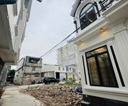 Căn nhà 3 tầng mẫu vila Ngay Chợ Vĩnh Khê thông sang 208, an Đồng, An Dương, Hải Phòng.