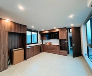 Bán tòa văn phòng nguyễn khang, 75m2, 8 tầng 1 hầm thang máy mới đẹp, mặt tiền 4.5m, chỉ 34.8 tỷ, ô