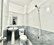 1 Nhà nguyên căn 2 tầng, 3 phòng ngủ, 3 WC hẻm xe hơi 1 Nhà nguyên căn 2 tầng, 3 phòng ngủ, 3 WC hẻm xe hơi