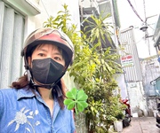 Bán nhà nhỏ tiền- nhỉnh 3t- vài bước chân ra mt đoàn văn bo- lưu thông tôn đản - xóm chiếu- nguyễn