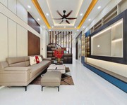 Bán nhà mặt tiền ni sư huỳnh liên, phường 10, tân bình   5,5x22m