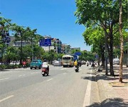 Bán nhà mặt phố ngô gia tự   90m    2 mặt tiền   vỉa hè rộng   giá 3x tỷ   vị trí đầu phố   kinh