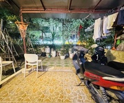 Bán nhà tập thể nghĩa tân,tầng 2-dt 100m giá 5,95 tỷ