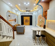 Bán nhà 1 trệt 1 lầu mới đẹp 100 - đường 106/68 hoà bình  ngay mặt tiền kênh tân hoá