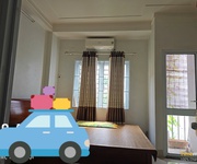 Bán nhà lệch tầng 4 tầng   3 ngủ   cực thoáng sáng