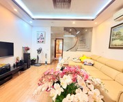 Bán nhà đội cấn lõi ba đình  gần phố nhà dân xây chắc chắn 65m 5tầng 20,6tỷ