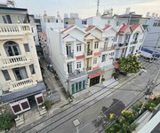1 nhà mặt tiền đường 10m thông tứ phía nhà bè 1 nhà mặt tiền đường 10m thông tứ phía nhà bè