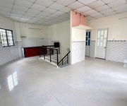 Bán nhà hẻm xe hơi 6m lạc long quân - gần hàn hải nguyên, 10x11m, 2 tầng, chỉ 9,4 tỷ.