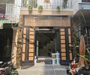 Nhà lầu 3pn 3wc dương bá trạc p1q8 ko qui hoạch, ko lộ giới