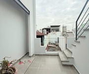 Nhà siêu dể thương   cmt8, p.5, tân bình giáp quận 10   ngang 5m bể thế