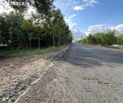 Siêu phẩm đất 3 mặt tiền    kẹp vàng  hiếm có tại ninh xuân