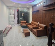 Nhà mới ngõ thông phố hoàng hoa thám 35m 5 tầng giá 9,8 tỷ gần ô tô- kinh doanh tốt