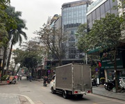 Kinh doanh đỉnh , bán nhà liễu giai văn cao, ô tô tránh, mặt tiền 5m, chỉ 30 tỷ