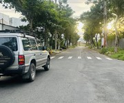 Biển tân trà, ngũ hành sơn - 100m - đ7m5, lề 4m - mt đ.thép mới