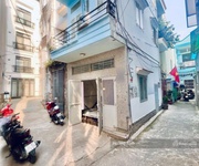 Chính chủ bán nhà 2 tầng ở đường  dương quảng hàm, hẻm thông, 3 phòng ngủ giá chỉ 4 tỷ còn bớt cho