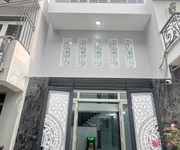 Nhà đường trước nhà 5m oto tới nhà châu thị hóa