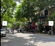 Giá tốt , bán nhà lạc long quân võng thị, ô tô vào nhà, chỉ 18.5 tỷ