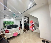 Xuân la 35m x5 tầng 11,5 tỷ ô tô vào nhà,lô góc,gần phố