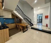 Toà căn hộ 5 tầng - kề biển và các khu resort - dòng tiền 50tr - ngay mnh mạng