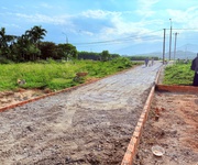 Cần bán lô đất ngay sát đường lộ DT609B