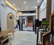 2 Nhà Bán Trung Tâm Quận 10 , Nguyễn Tri Phương, P. Vườn Lài