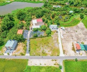 3 Cần bán gấp đất mặt tiền Huyện Cần Đước- Long An 3 Cần bán gấp đất mặt tiền Huyện Cần Đước- Long An